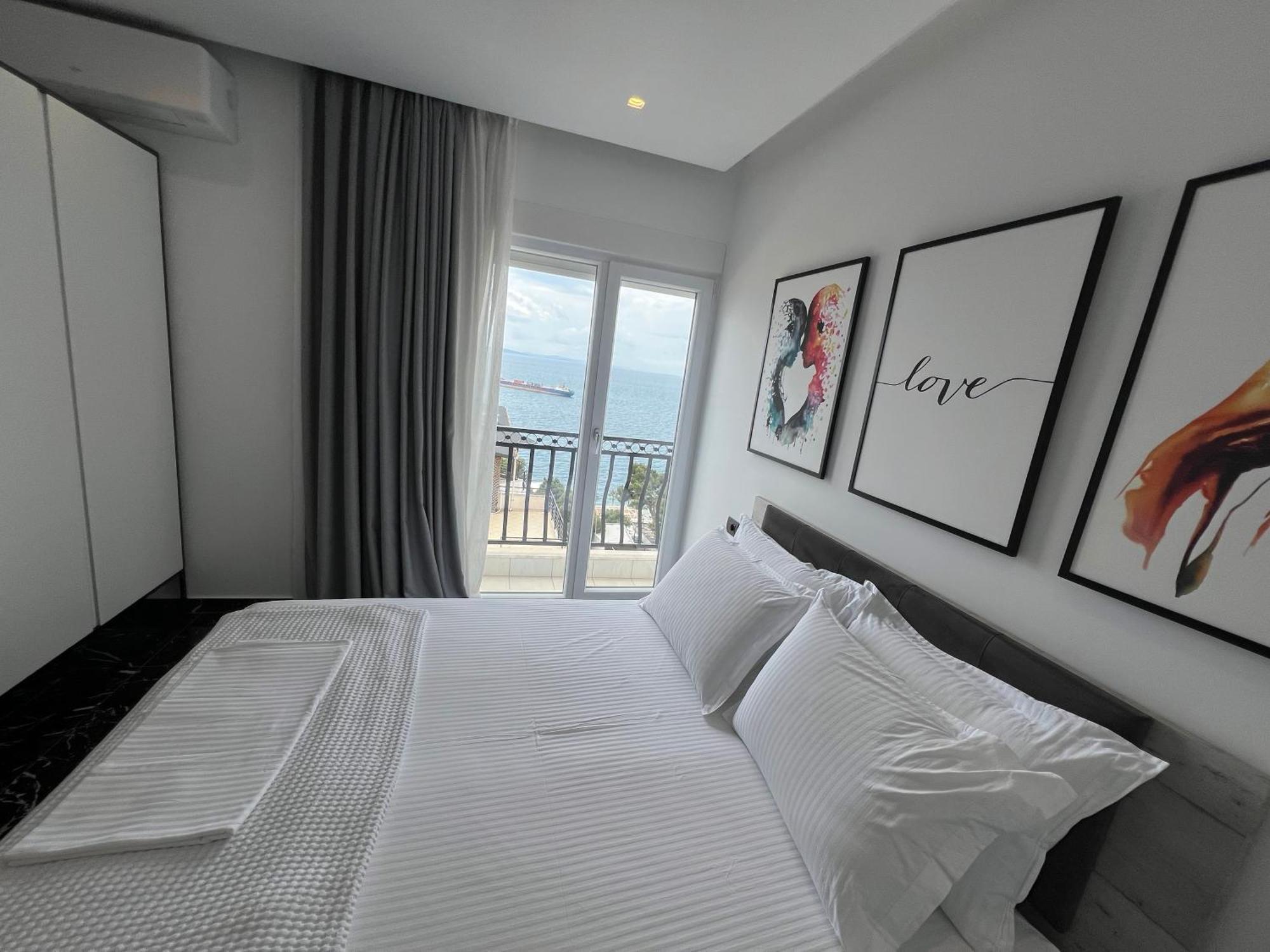 Apartament Magnifique *